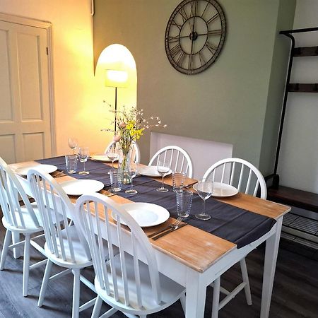 Modern Bright 3 Bedroom House Burton  外观 照片